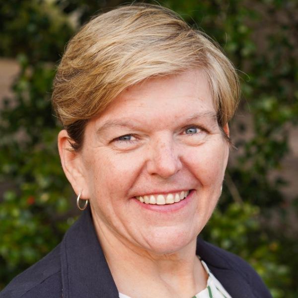 Cynthia deSa, MPH, MSW, LCSW